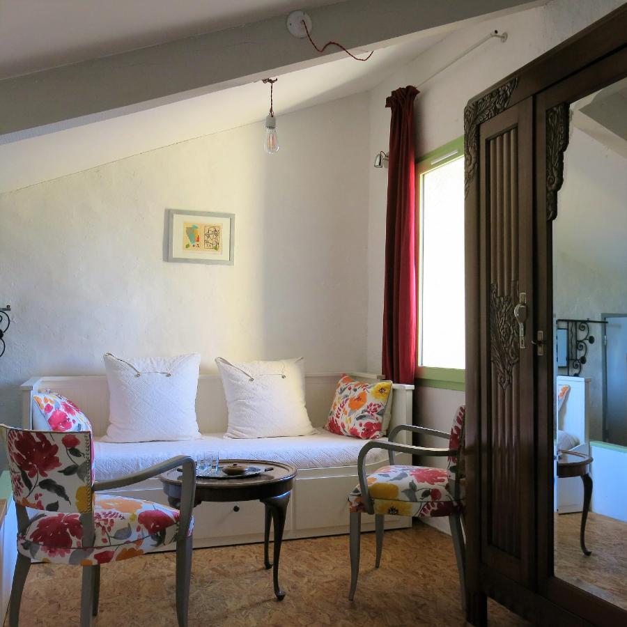 La Buissonniere Bed & Breakfast Oppede Exterior photo